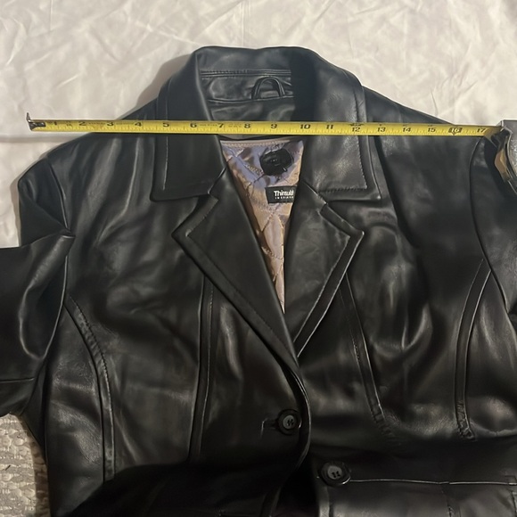 Thinsulate Black Leather Trench Coat - Picture 12 of 12